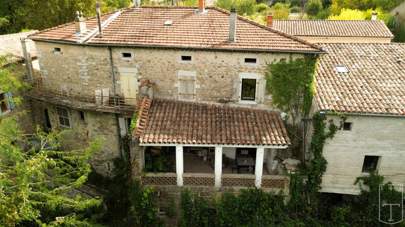 vente Maison et dépendances Ruoms - Photo 2