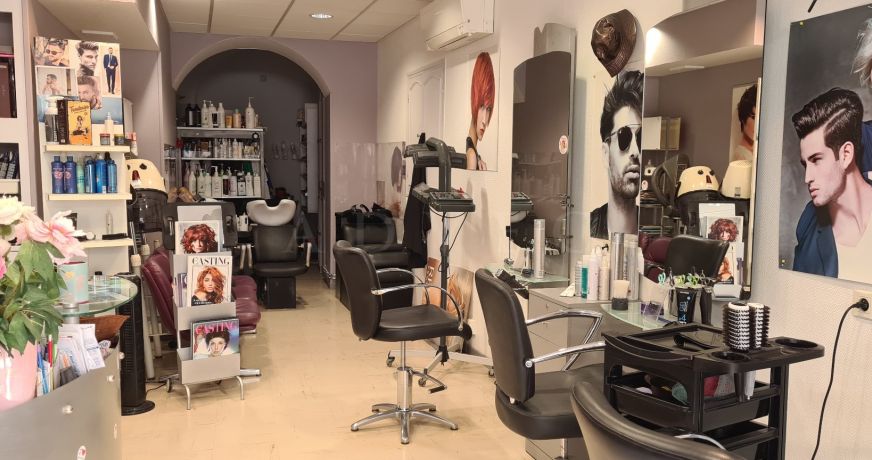 vente Salon de coiffure Lablachere