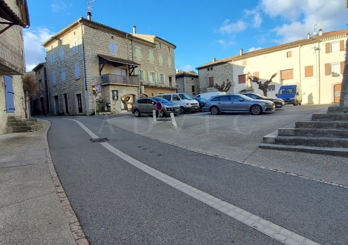 vente Maison de village Berrias Et Casteljau