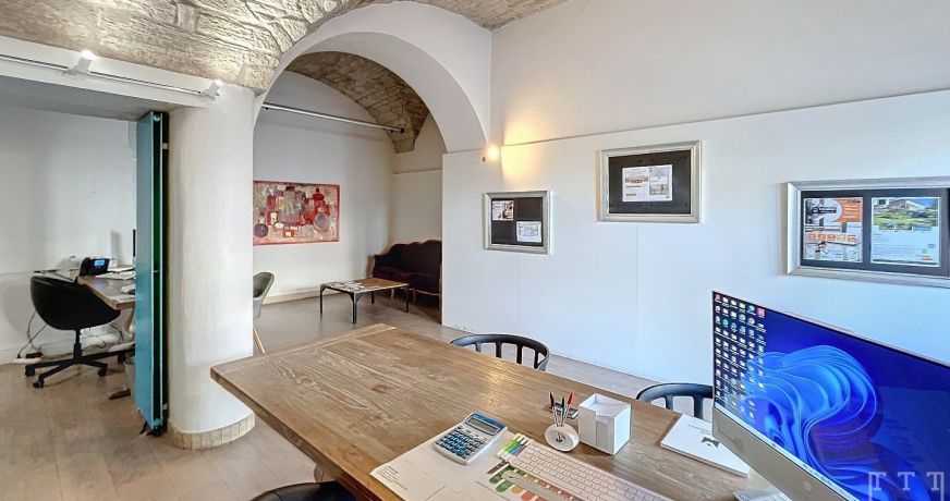 vente Local commercial Barjac