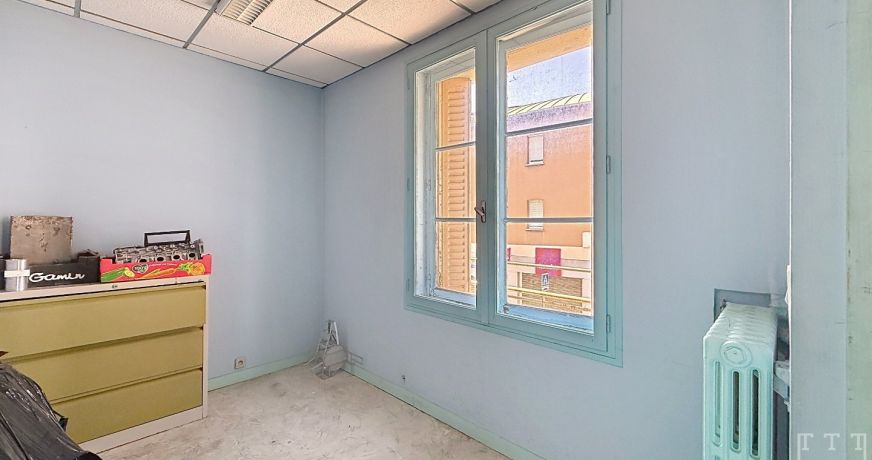 vente Appartement à rénover Aubenas