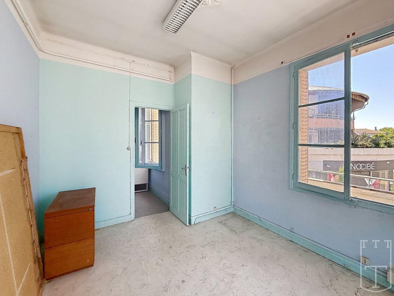 vente Appartement à rénover Aubenas - Photo 6