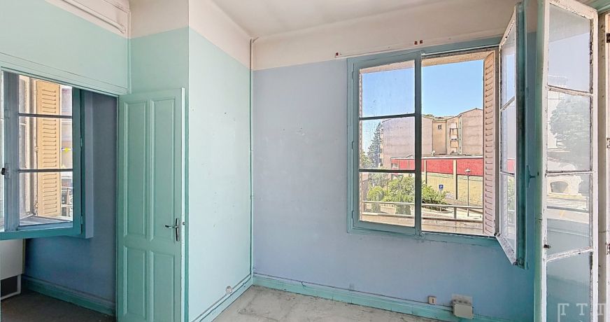 vente Appartement à rénover Aubenas