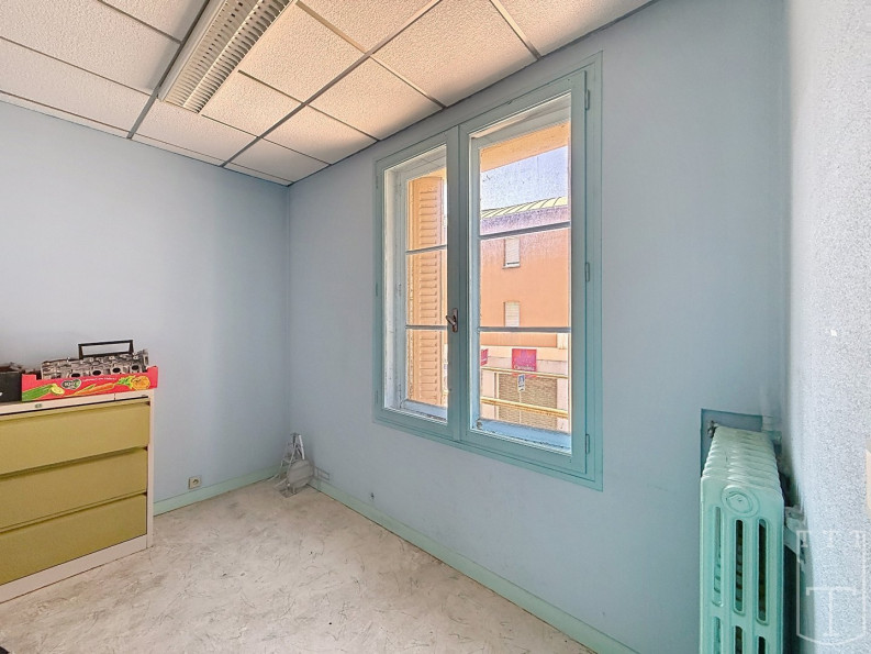 vente Appartement à rénover Aubenas - Photo 9