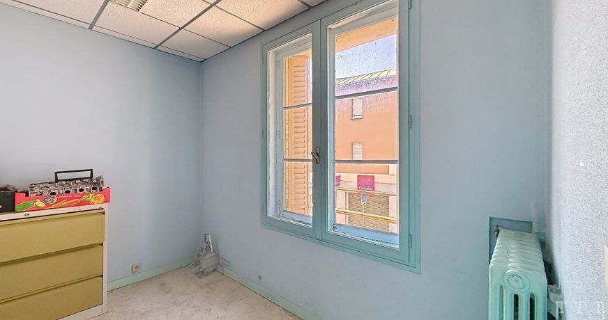 vente Appartement à rénover Aubenas
