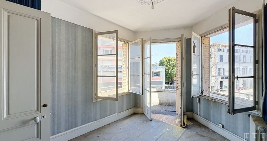 vente Appartement à rénover Aubenas