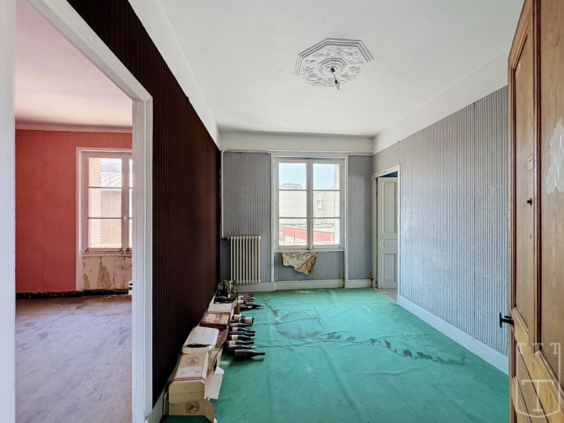 vente Appartement à rénover Aubenas - Photo 9