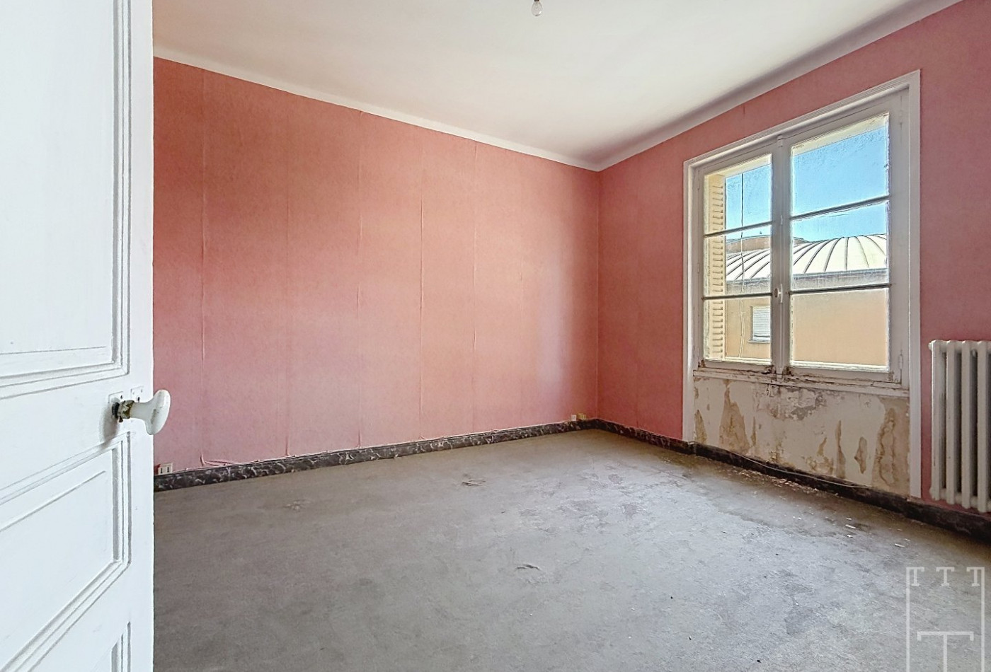 vente Appartement à rénover Aubenas - Photo 3