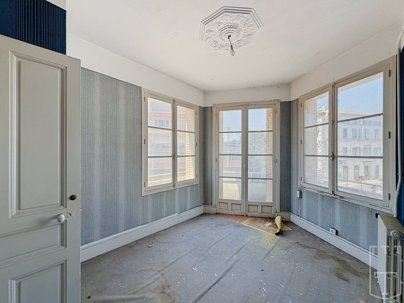 vente Appartement à rénover Aubenas - Photo 5