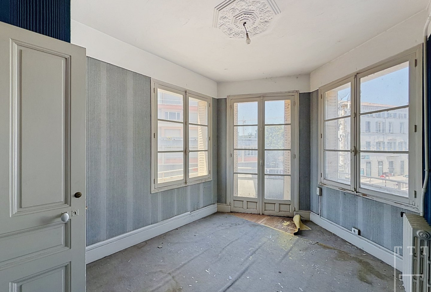 vente Appartement à rénover Aubenas - Photo 5