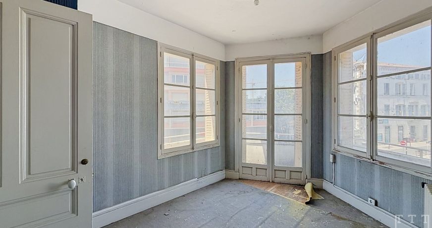 vente Appartement à rénover Aubenas