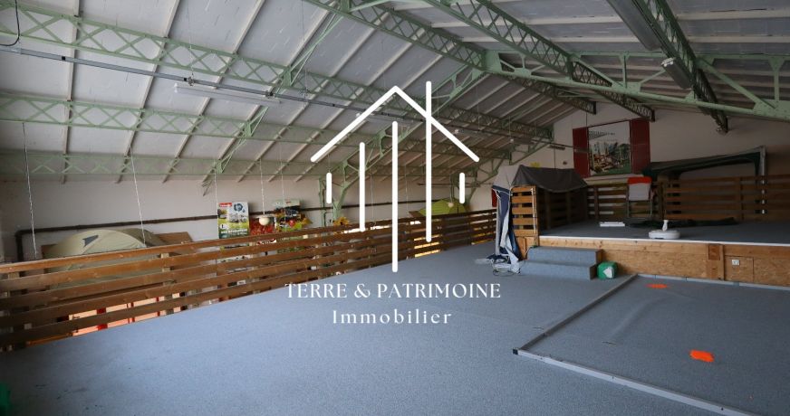 sale Bâtiment Ruoms