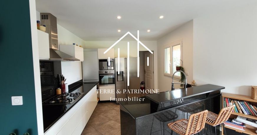 vente Villa Vesseaux