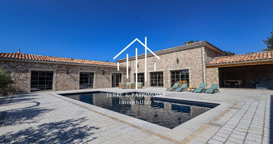 vente Villa Lablachere