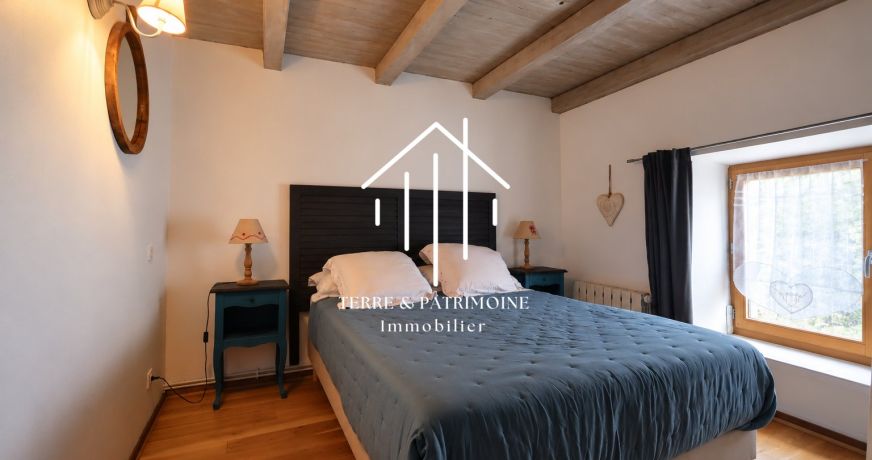 sale Maison de village Lagorce