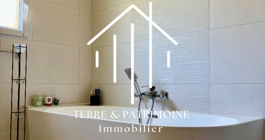 sale Villa Saint Etienne De Fontbellon