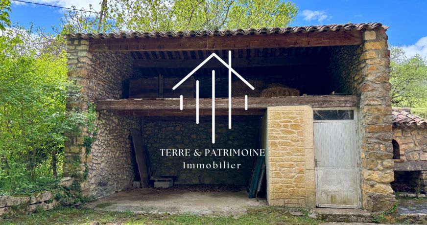 sale Maison en pierre Salavas