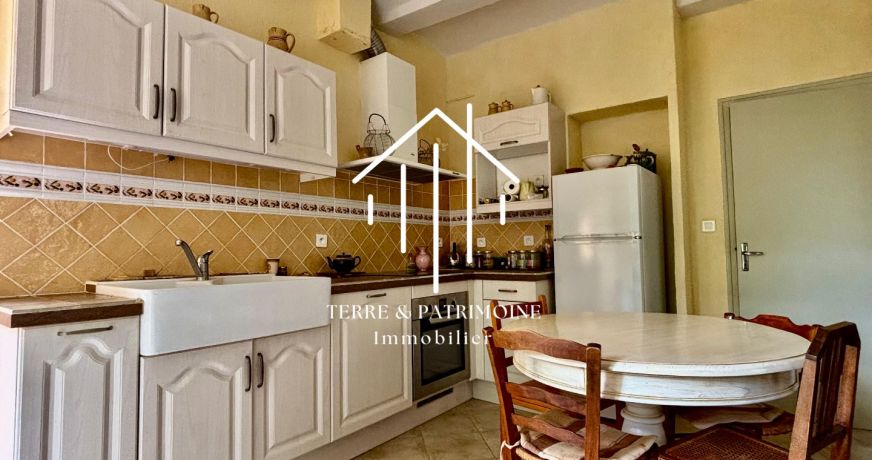 sale Maison en pierre Salavas