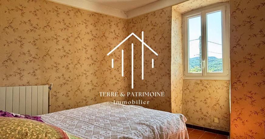 sale Maison en pierre Grospierres