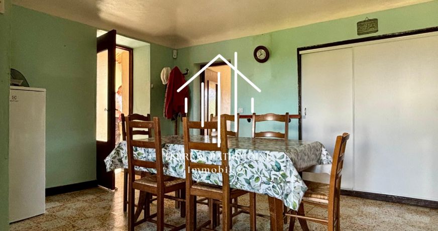 sale Maison en pierre Grospierres