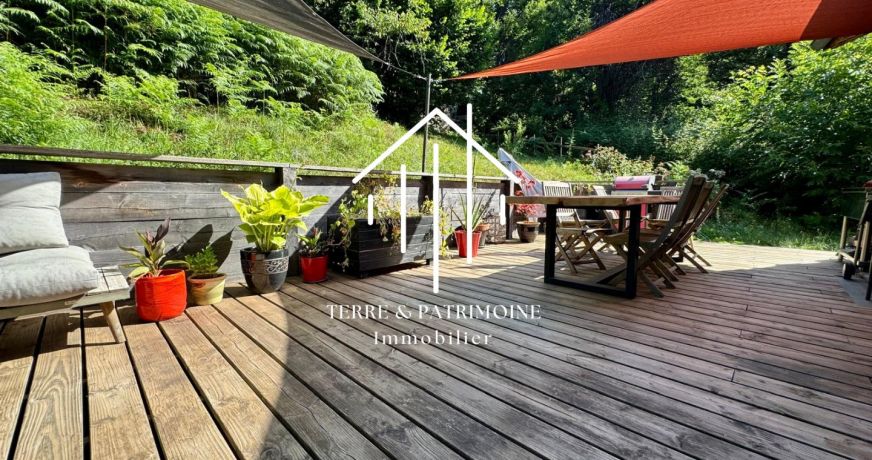 sale Maison de caractère Jaujac