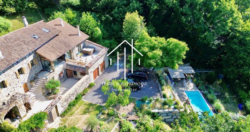 sale Maison de caractère Jaujac