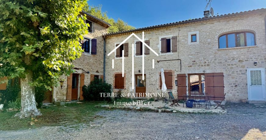 sale Maison en pierre Vallon Pont D'arc