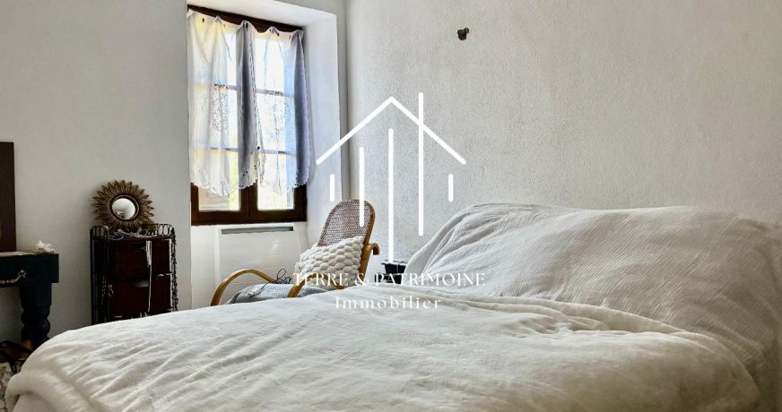 sale Maison en pierre Vallon Pont D'arc