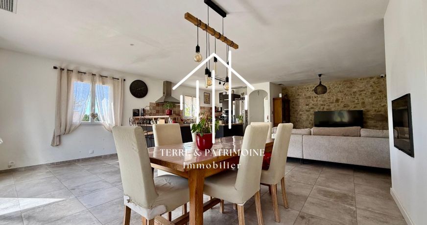 sale Villa Grospierres