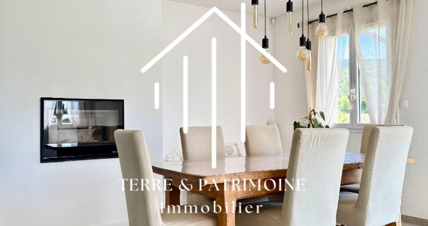 sale Villa Grospierres