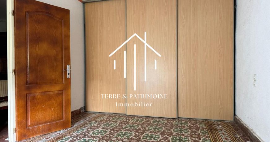 sale Maison de village Meyrannes