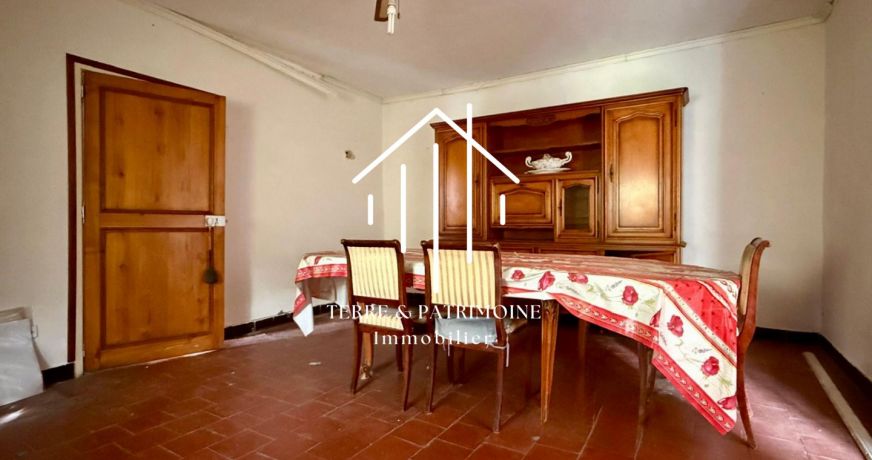 sale Maison de village Meyrannes