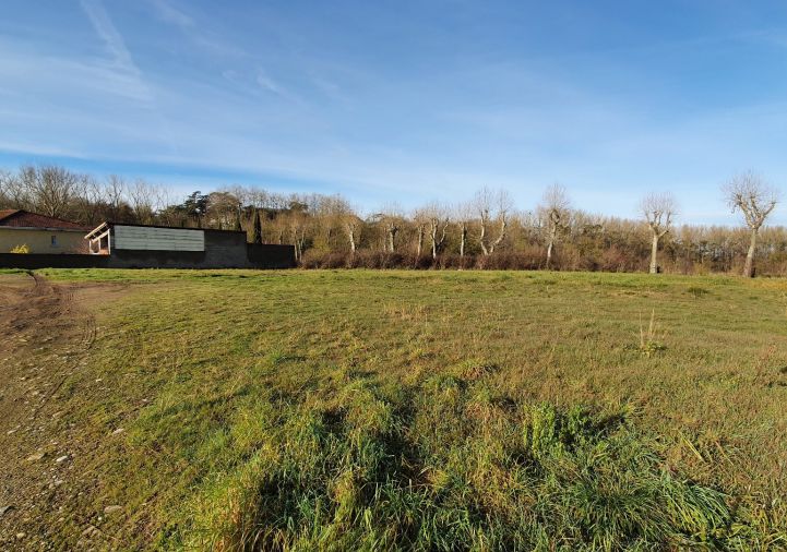 à vendre Terrain Mazeres