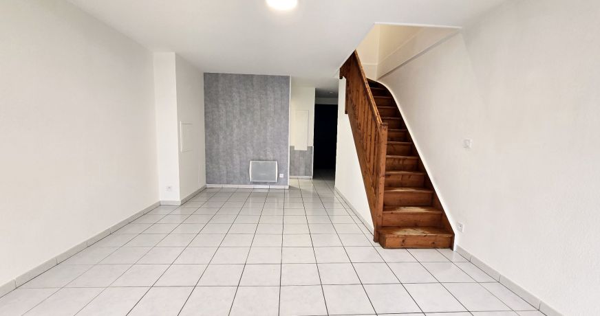 location Maison Mazeres