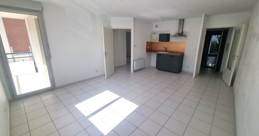location Appartement Mazeres