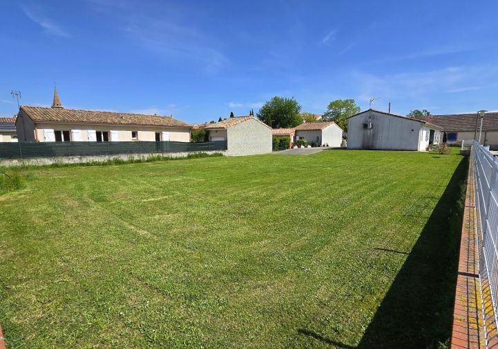 à vendre Terrain Mazeres