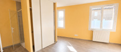location Appartement Mazeres