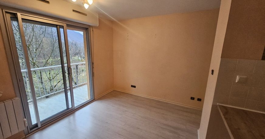 vente Studio cabine Ax Les Thermes