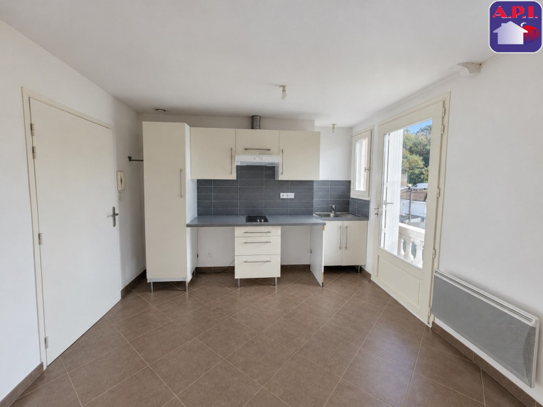 location Appartement Saint Girons - Photo 3