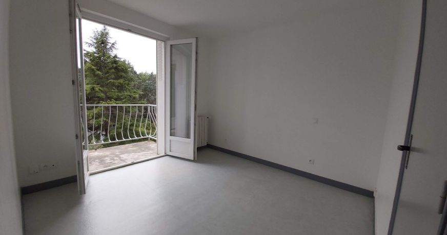 location Appartement Verniolle