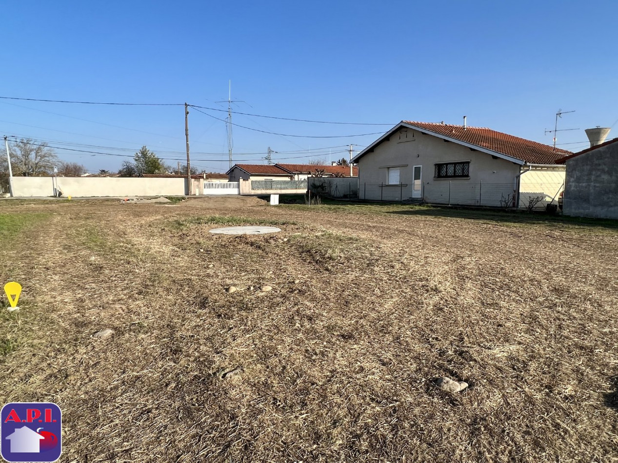 vente Terrain constructible La Tour Du Crieu - Photo 2