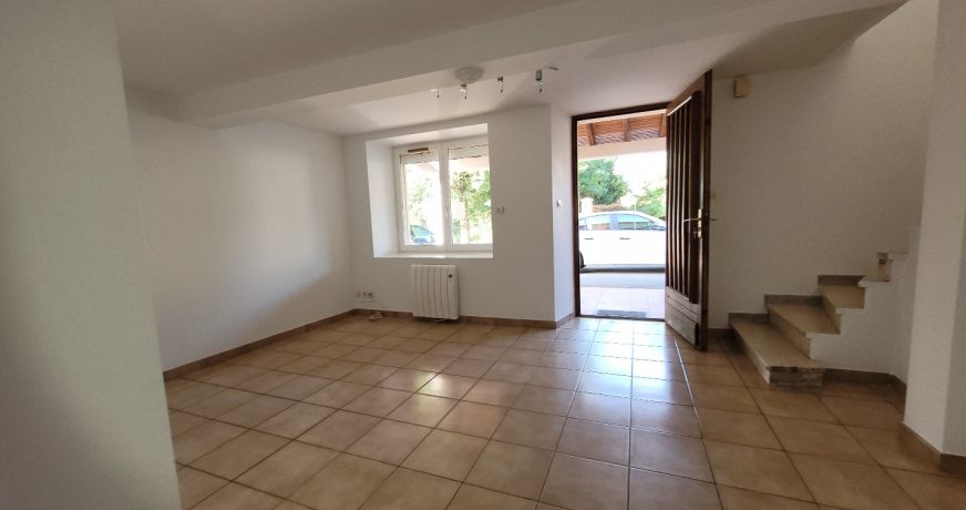 location Maison Bezac