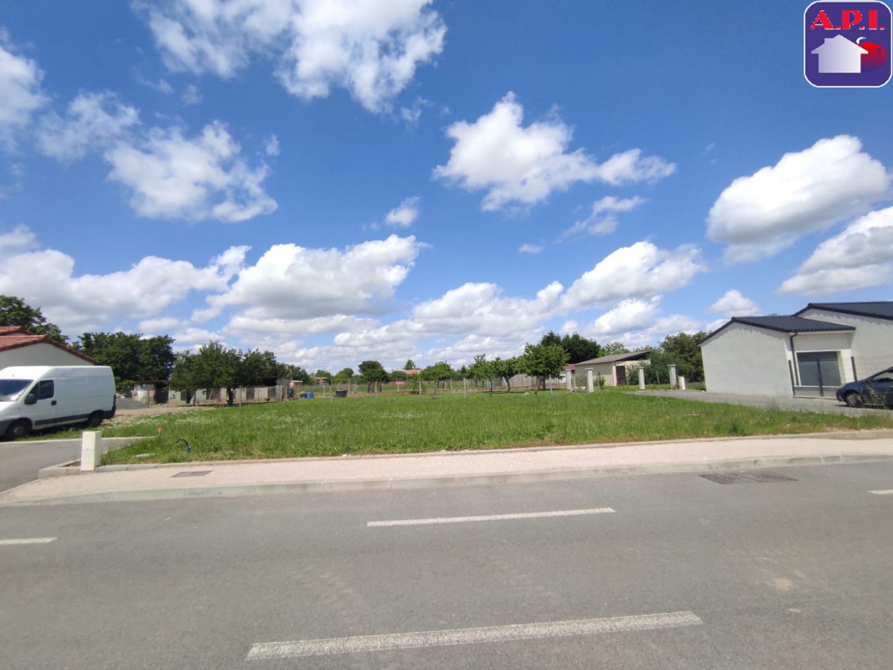 vente Terrain constructible Cazeres - Photo 1