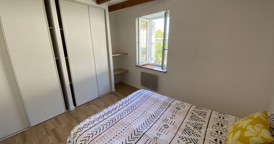 location Duplex Foix