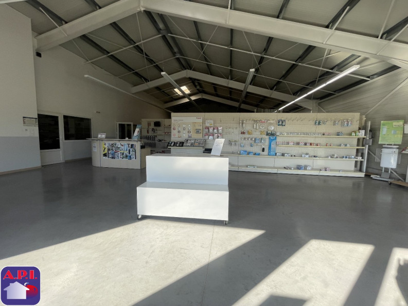 vente Locaux d'activité Laroque D'olmes - Photo 4