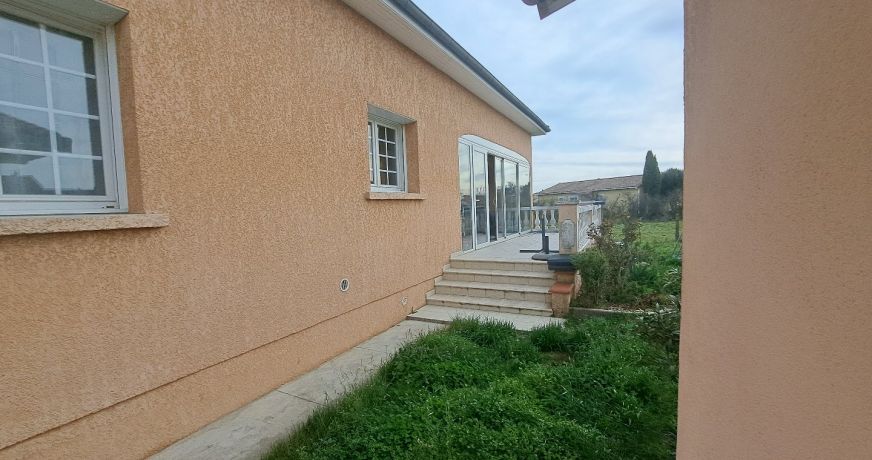 location Villa La Tour Du Crieu