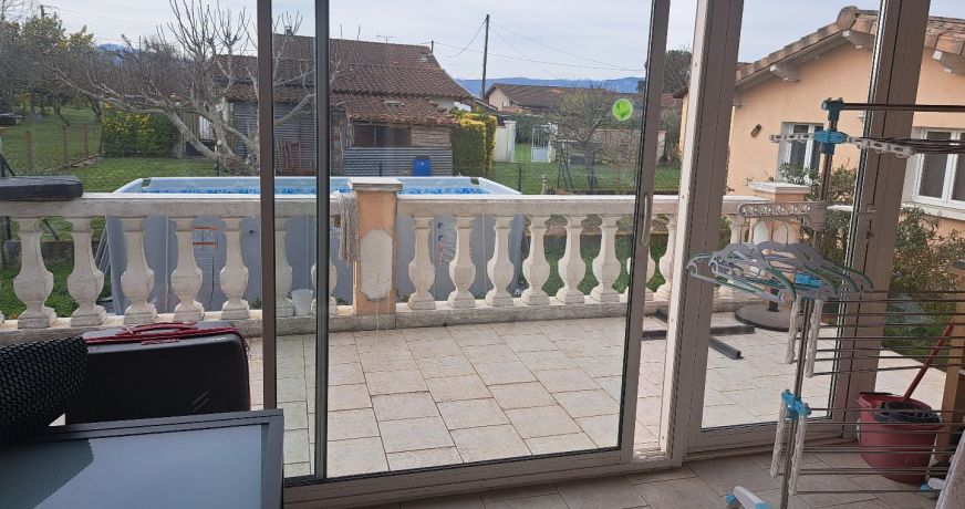 location Villa La Tour Du Crieu