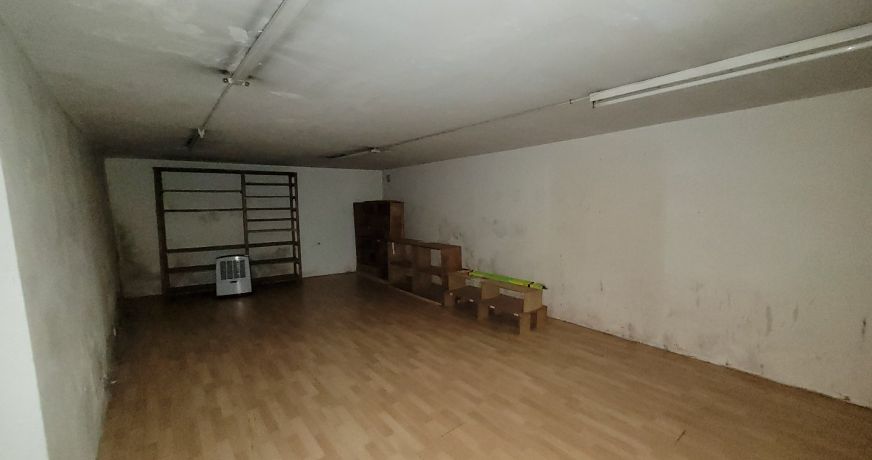 location Local commercial Lavelanet