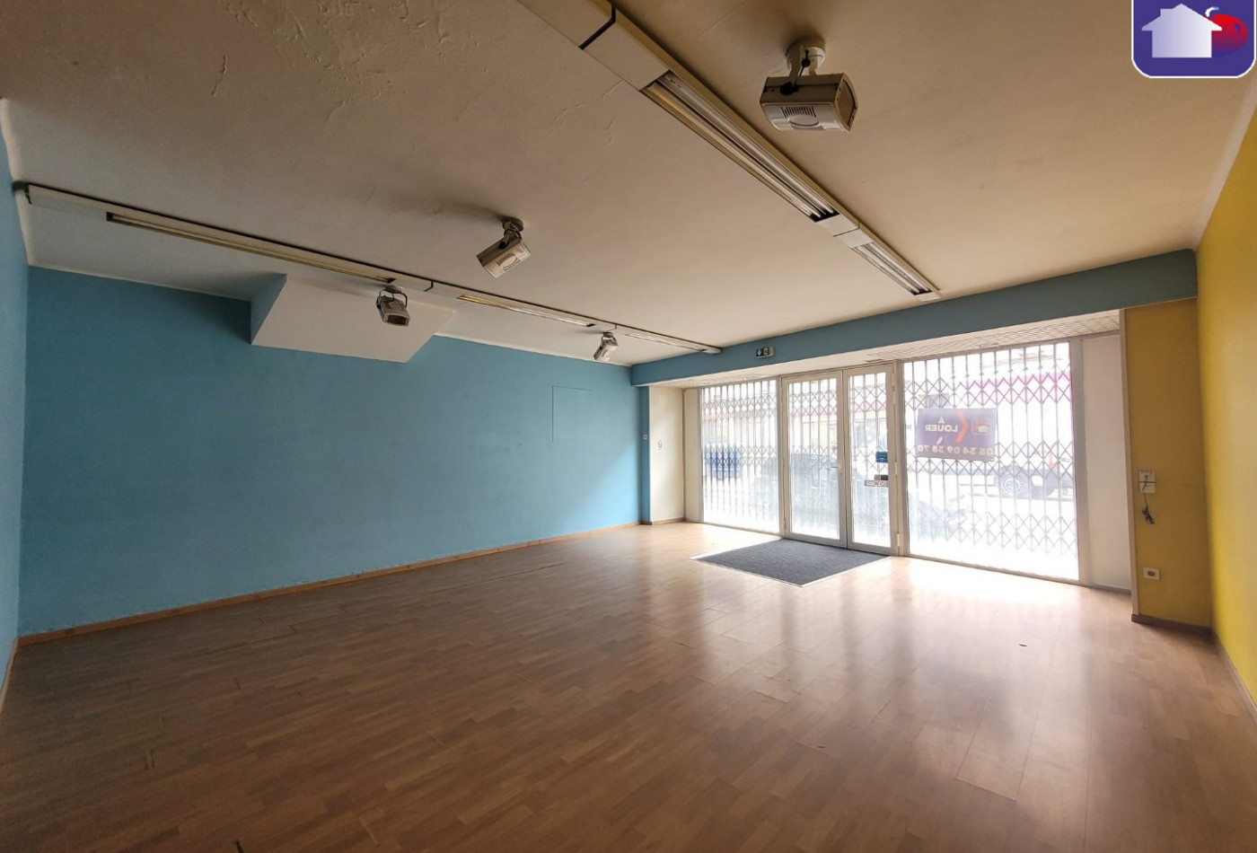 location Local commercial Lavelanet - Photo 3