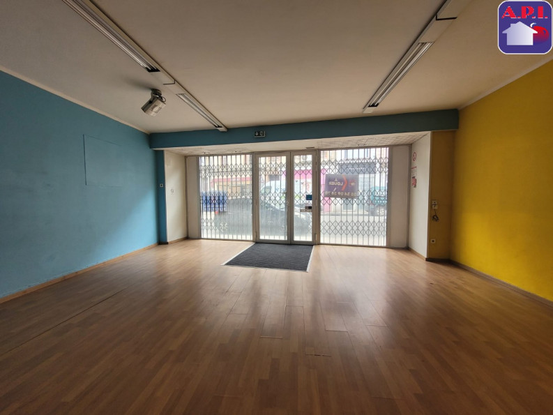 location Local commercial Lavelanet - Photo 2